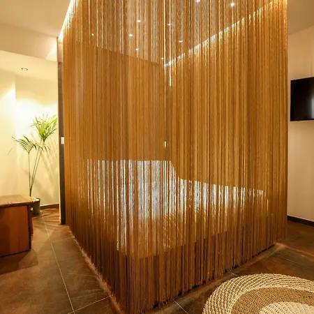 Relax Hotel