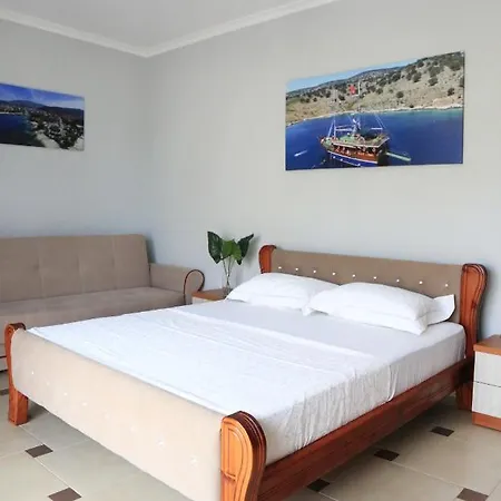 Relax Ksamil